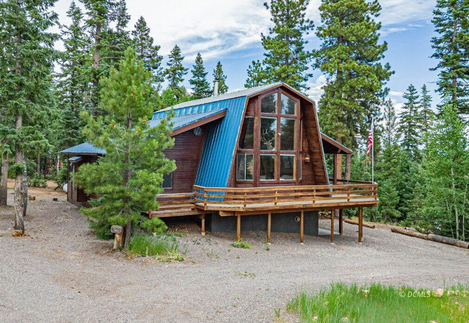 975 Bonanza RD, Duck Creek Village