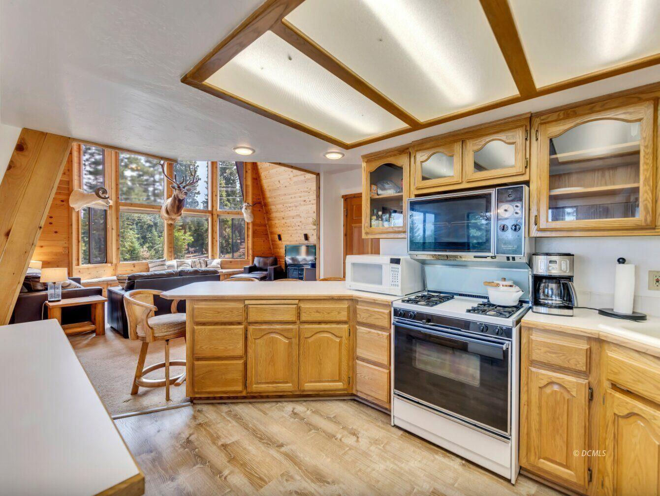 975 Bonanza RD, Duck Creek Village, photo 16 of 42