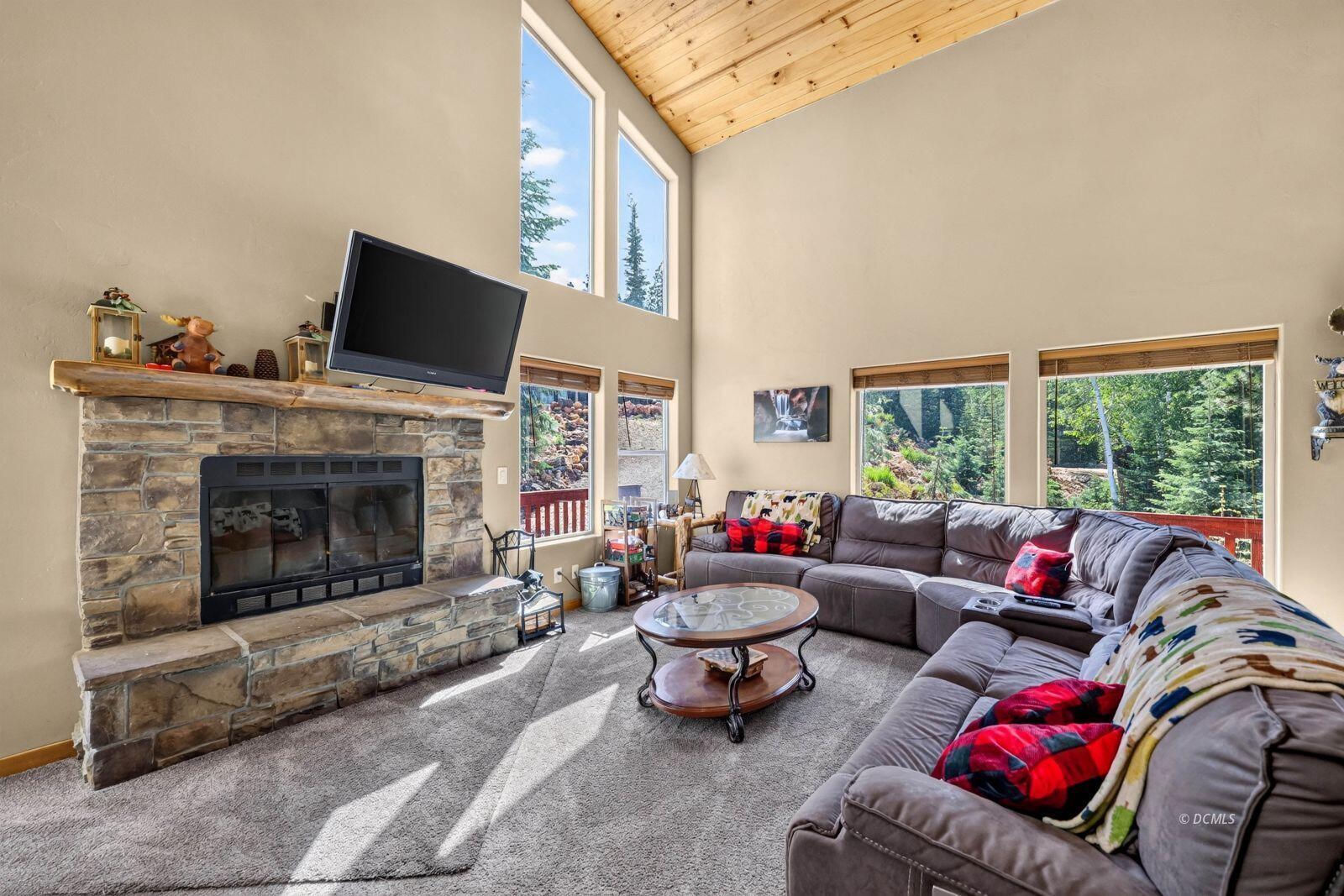 4125 Spring DR, Duck Creek Village, photo 4 of 48
