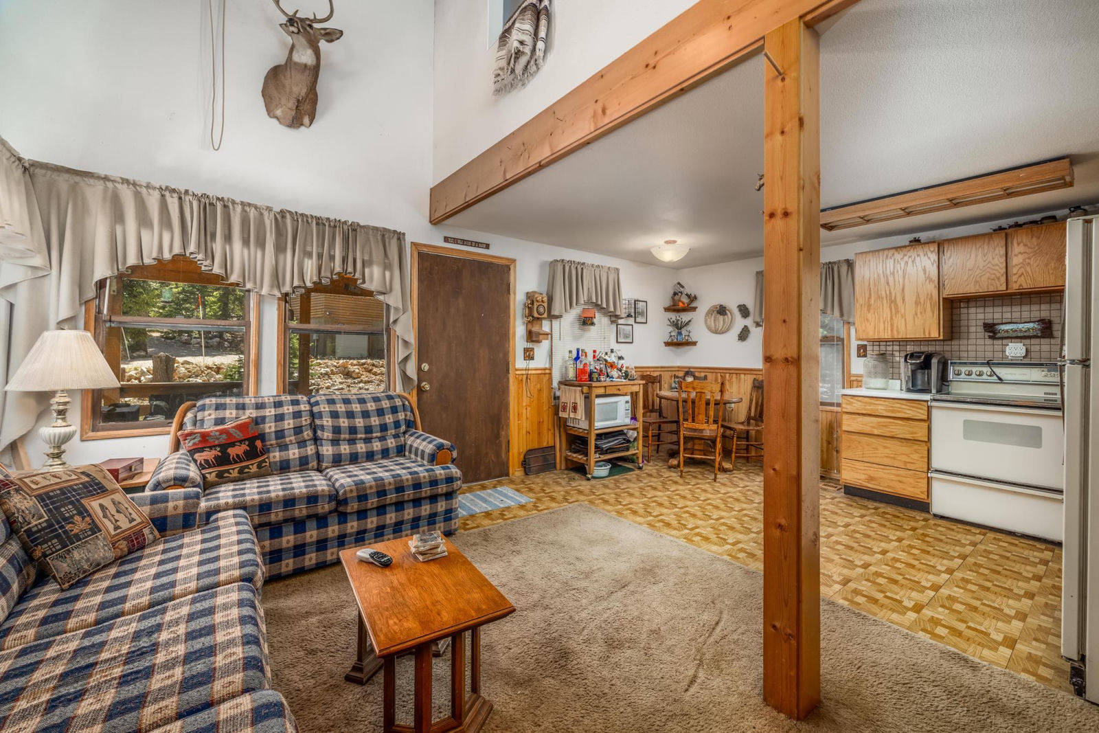 305 Quaking Aspen DR, Duck Creek Village, photo 6 of 22