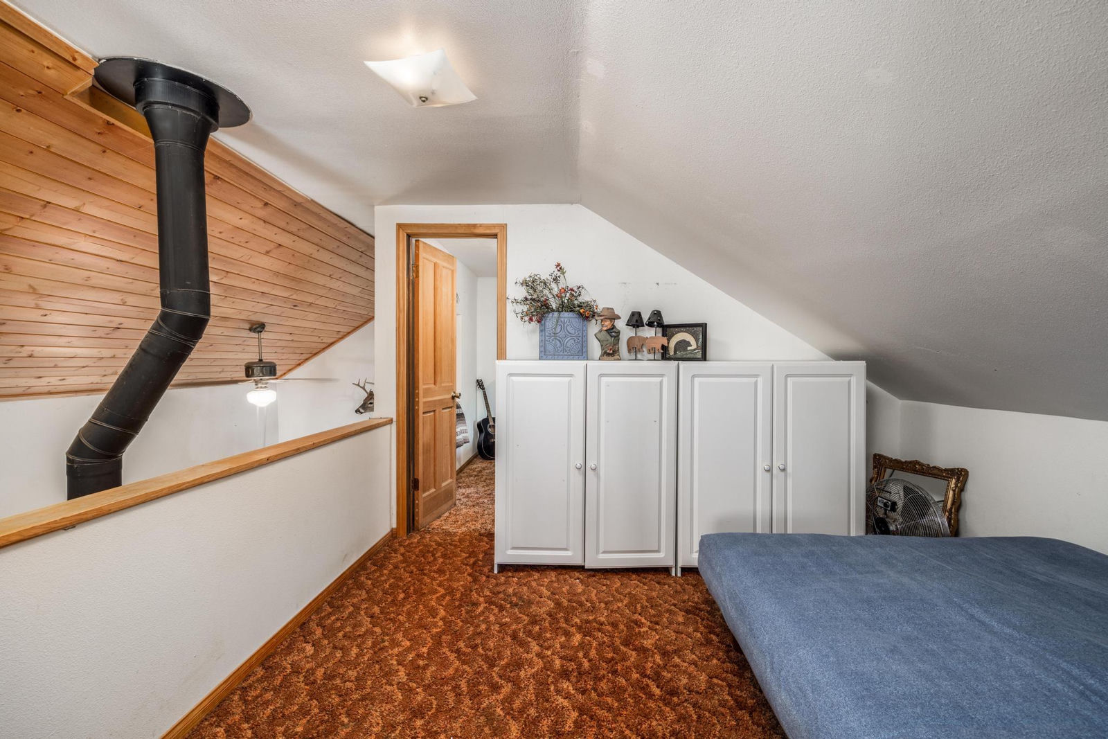 305 Quaking Aspen DR, Duck Creek Village, photo 11 of 22