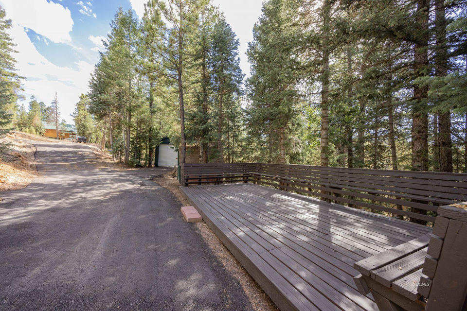 175 N Apache Trail, Duck Creek Village