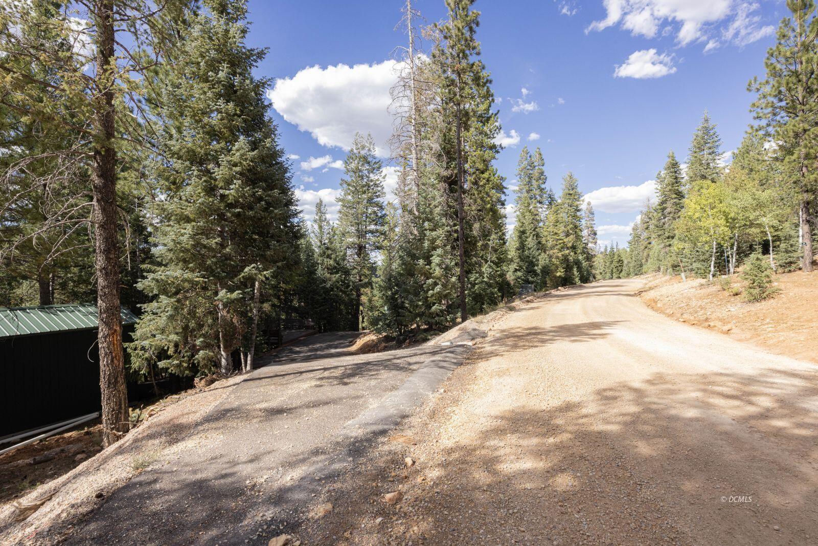 175 N Apache Trail, Duck Creek Village, photo 4 of 15