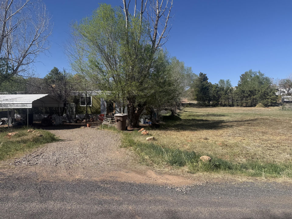 760 W Navajo DR, Kanab, photo 2