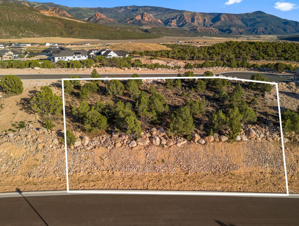 3130 W Sunrise CIR, lot 18, Cedar City