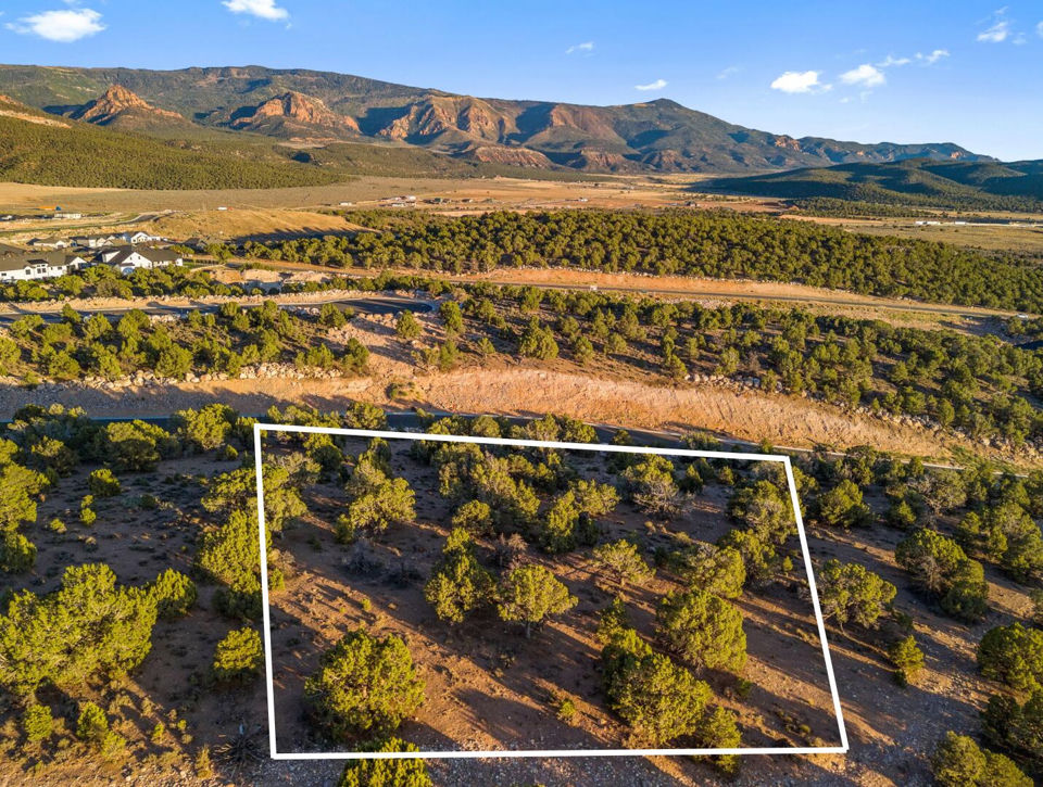 W South Mountain DR, lot 22, Cedar City