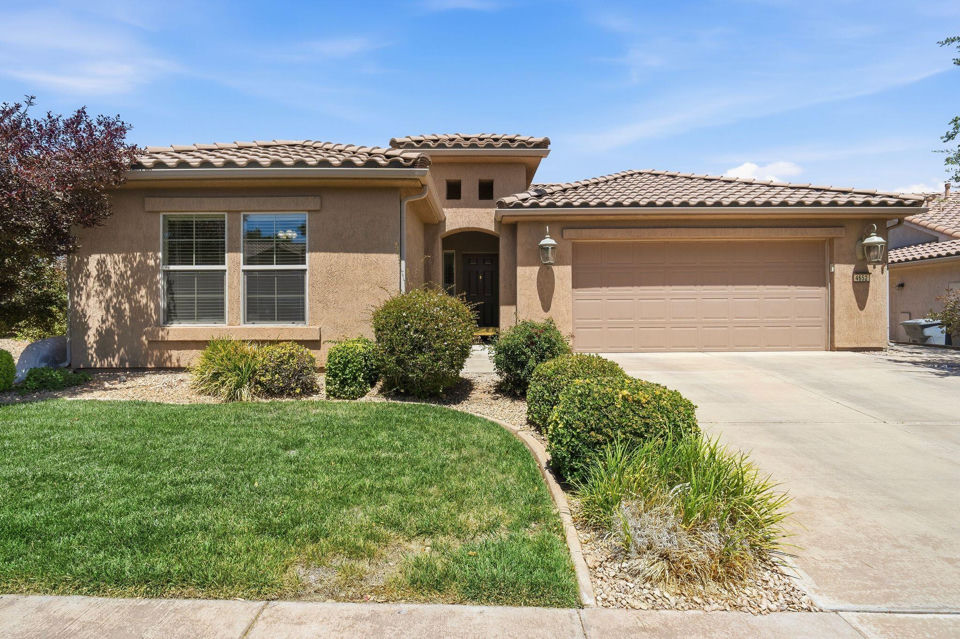 4652 S Medallion DR, St George