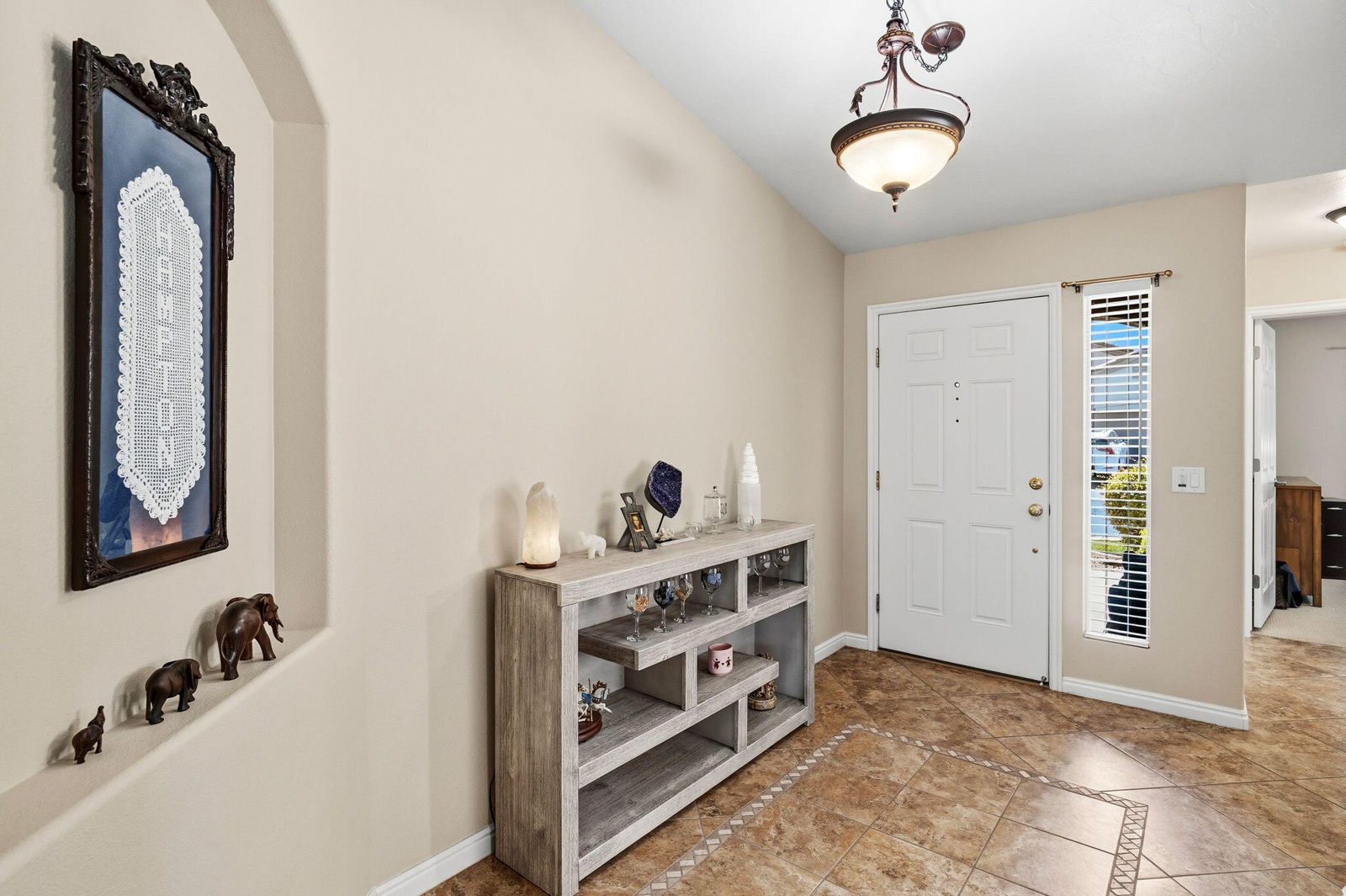 4652 S Medallion DR, St George, photo 4 of 41