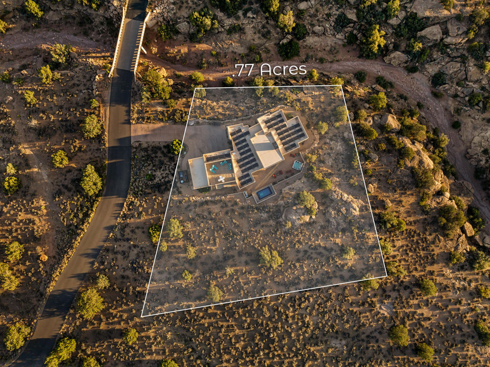 3000 NAVAJO Way, Springdale, photo 2