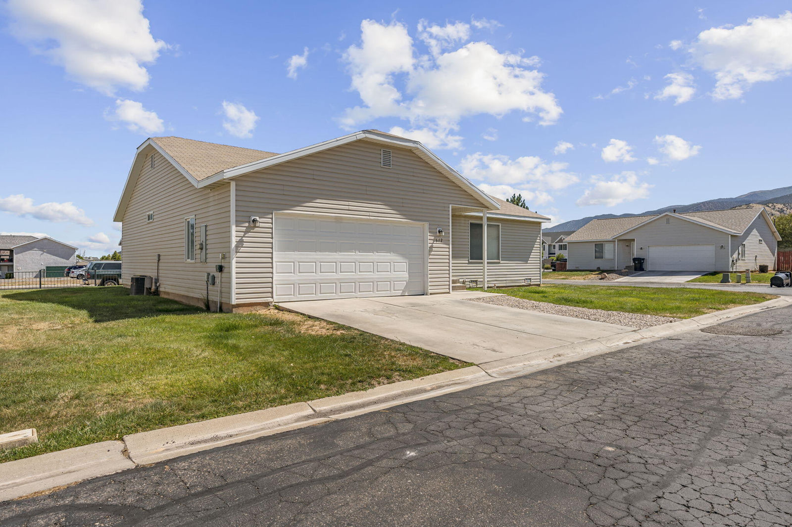 612 W 1300 N, Cedar City, photo 4 of 30