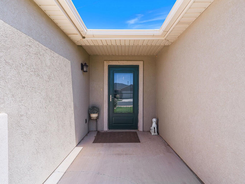 3008 W Sycamore LN, Cedar City, photo 3