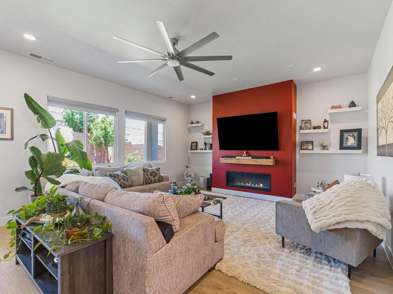 632 S Taylor Creek DR, Washington, photo 8 of 45
