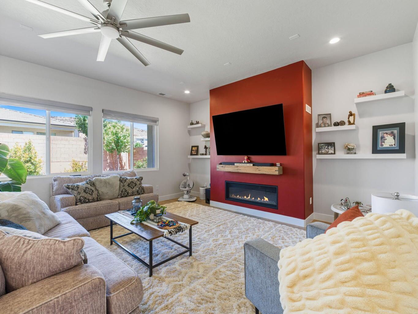 632 S Taylor Creek DR, Washington, photo 9 of 45