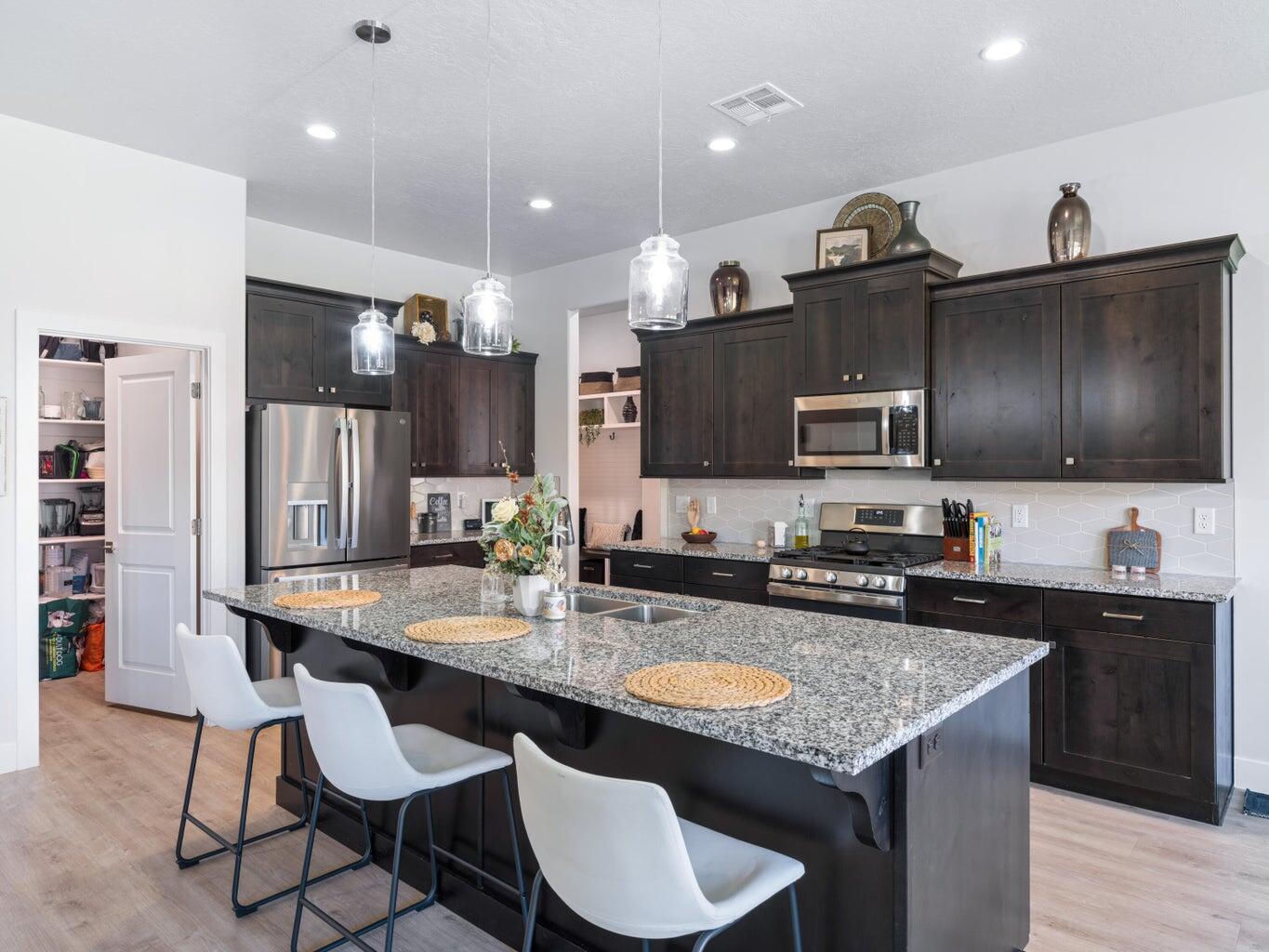 632 S Taylor Creek DR, Washington, photo 15 of 45