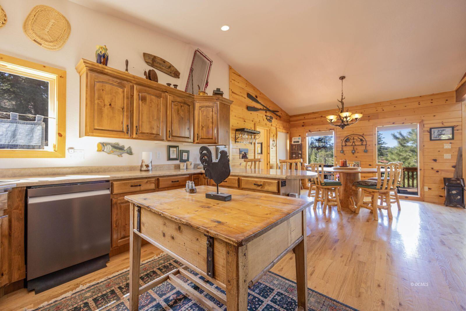 1280 E Lost Creek RD, Duck Creek Village, photo 9 of 49