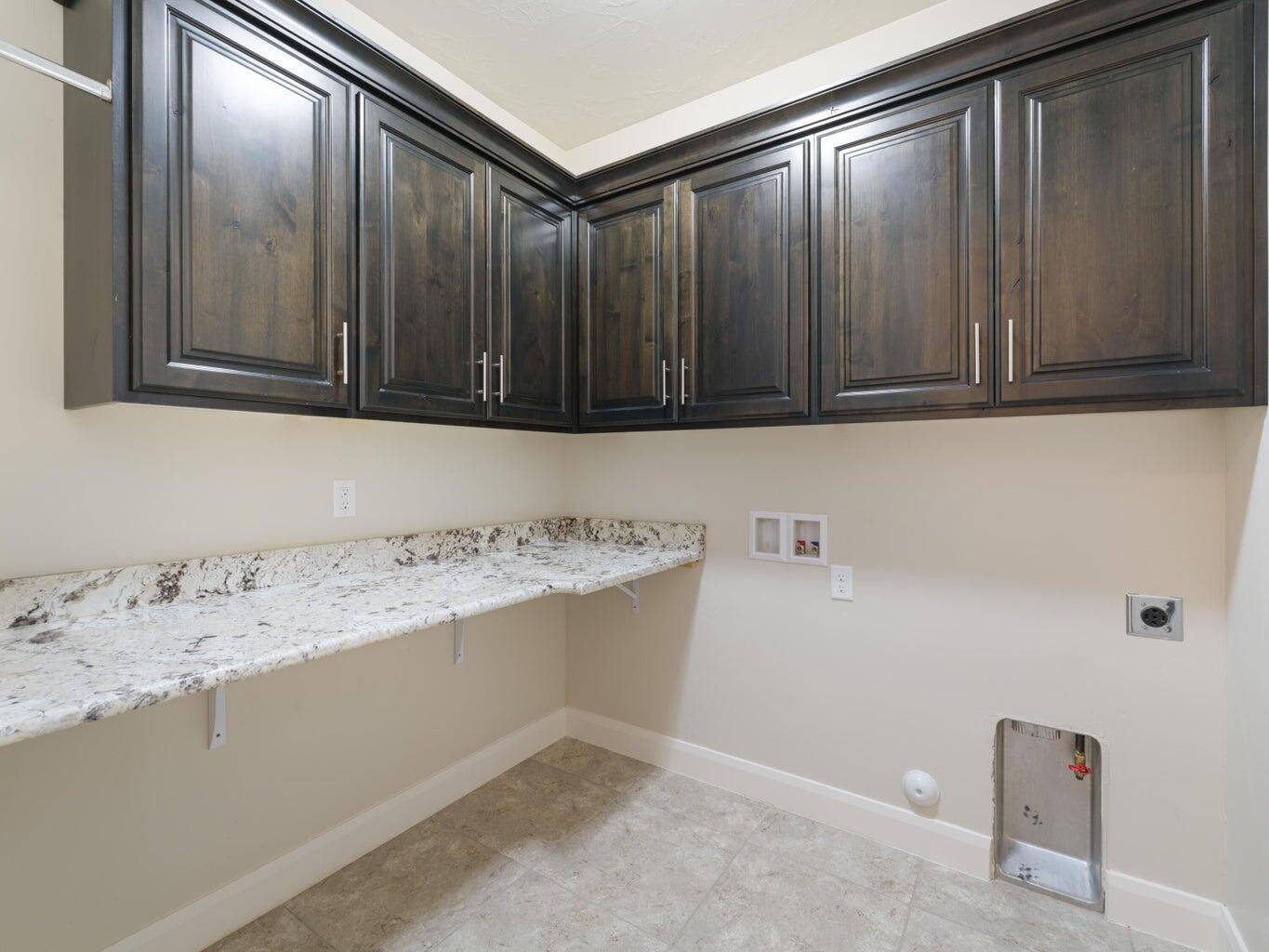 758 N Highland Parkway, Washington, photo 28 of 50
