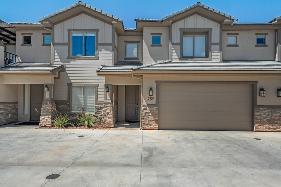 259 N 2020 W, Hurricane