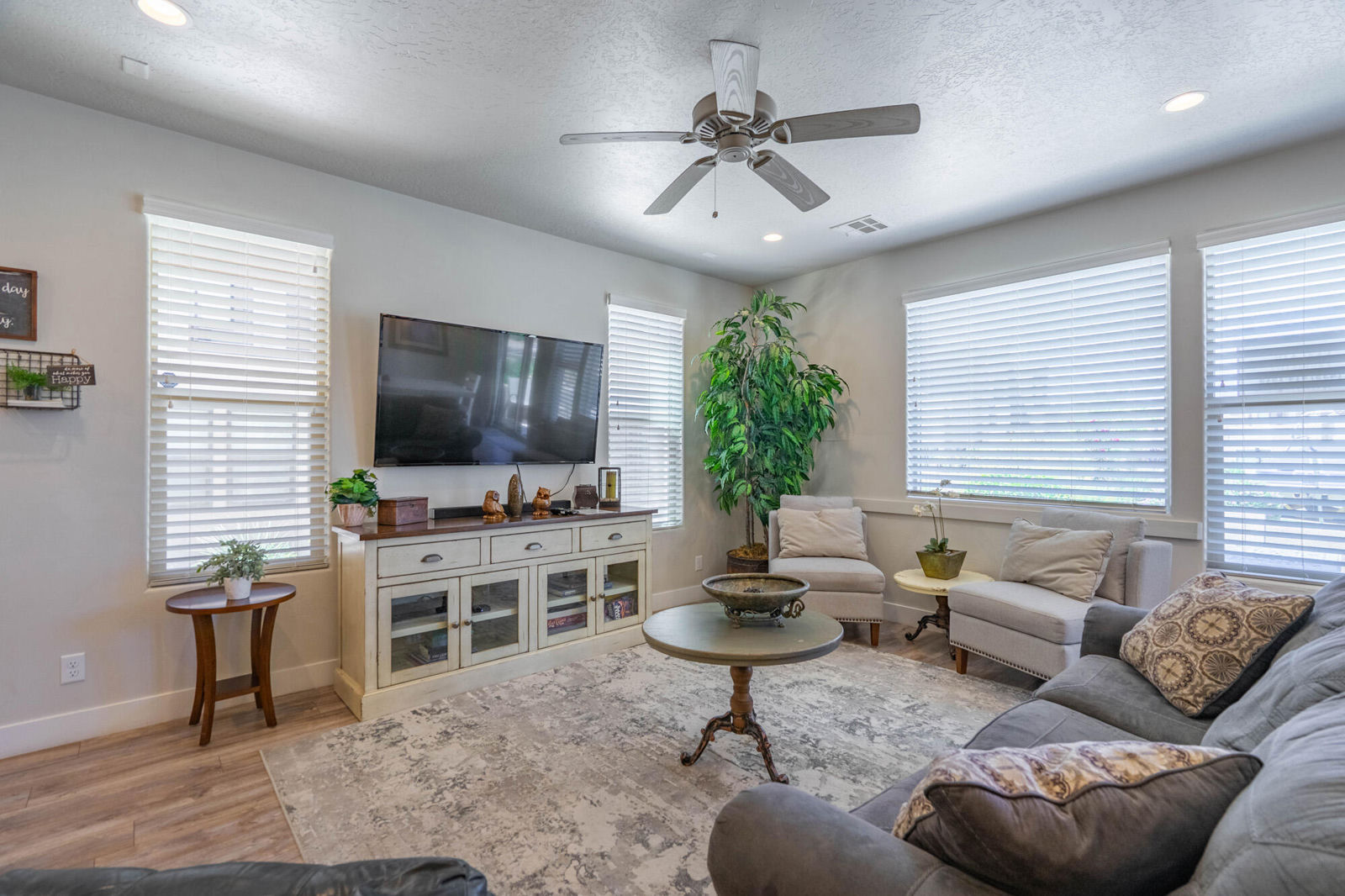 2322 N Park Center DR, 39, Washington, photo 27 of 138