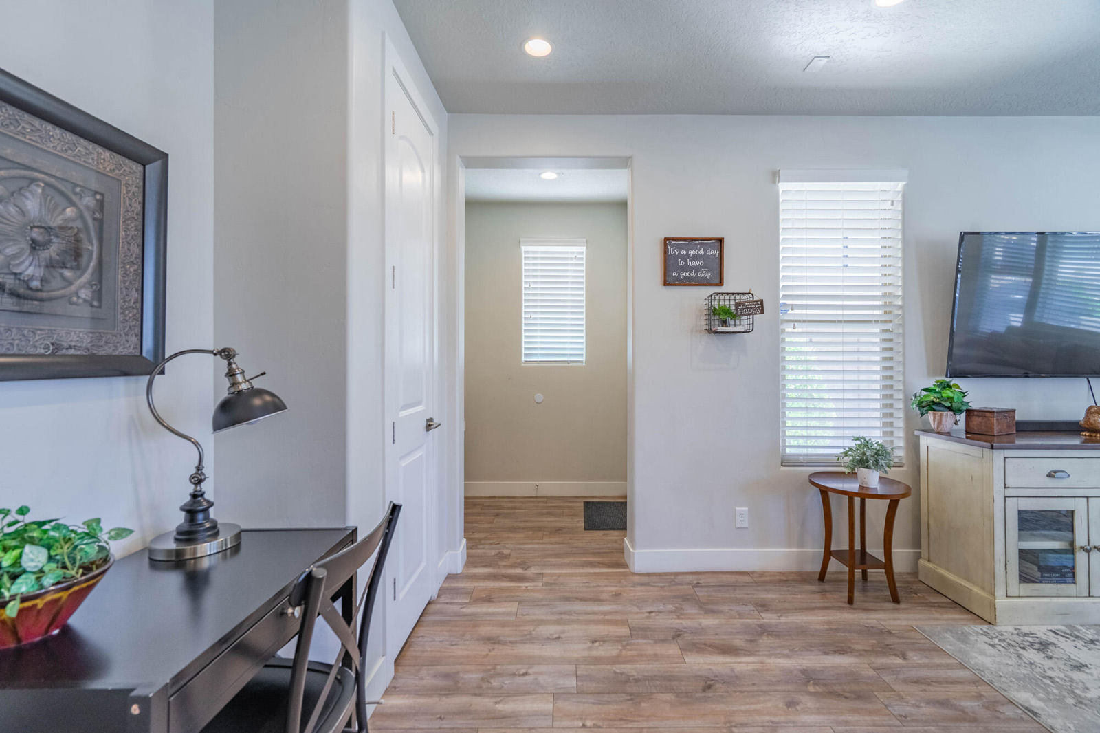 2322 N Park Center DR, 39, Washington, photo 28 of 138