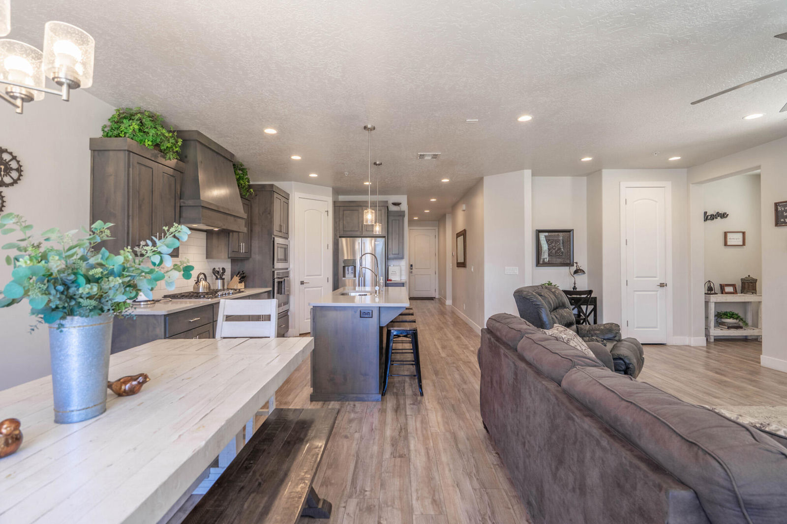 2322 N Park Center DR, 39, Washington, photo 31 of 138