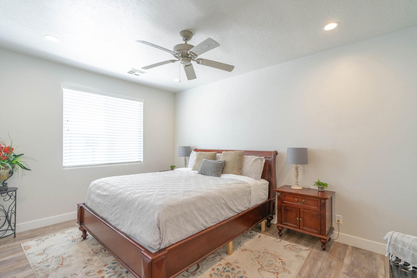 2322 N Park Center DR, 39, Washington, photo 51 of 138