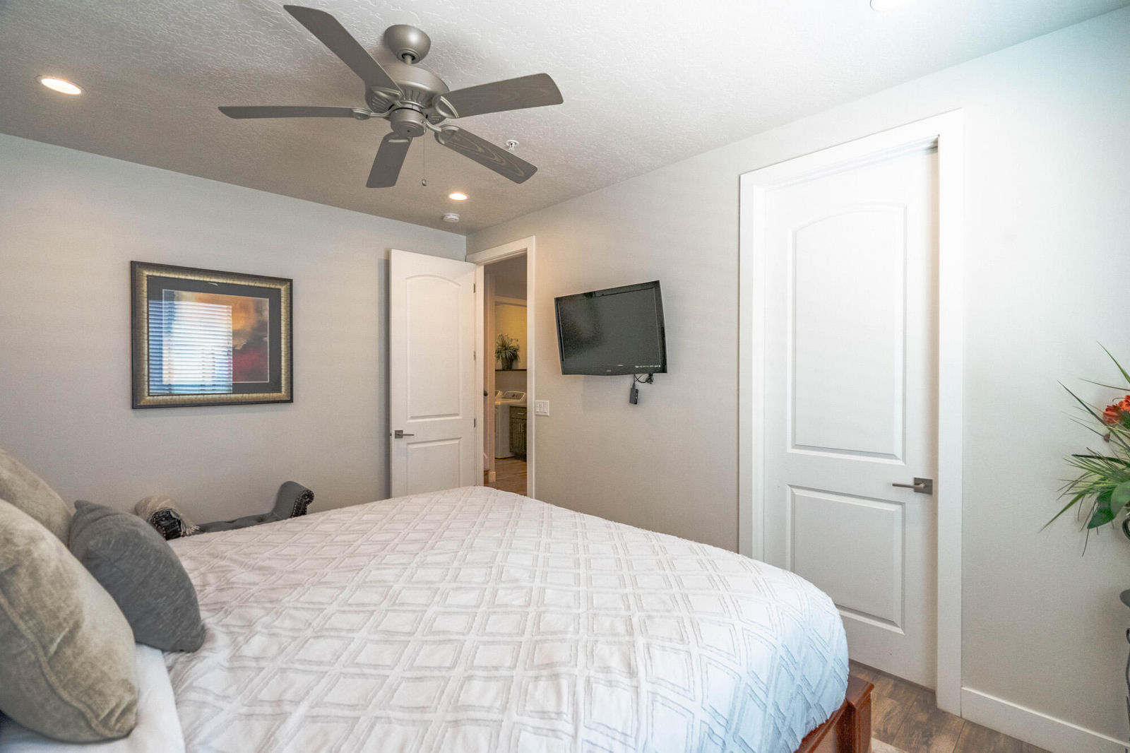 2322 N Park Center DR, 39, Washington, photo 58 of 138
