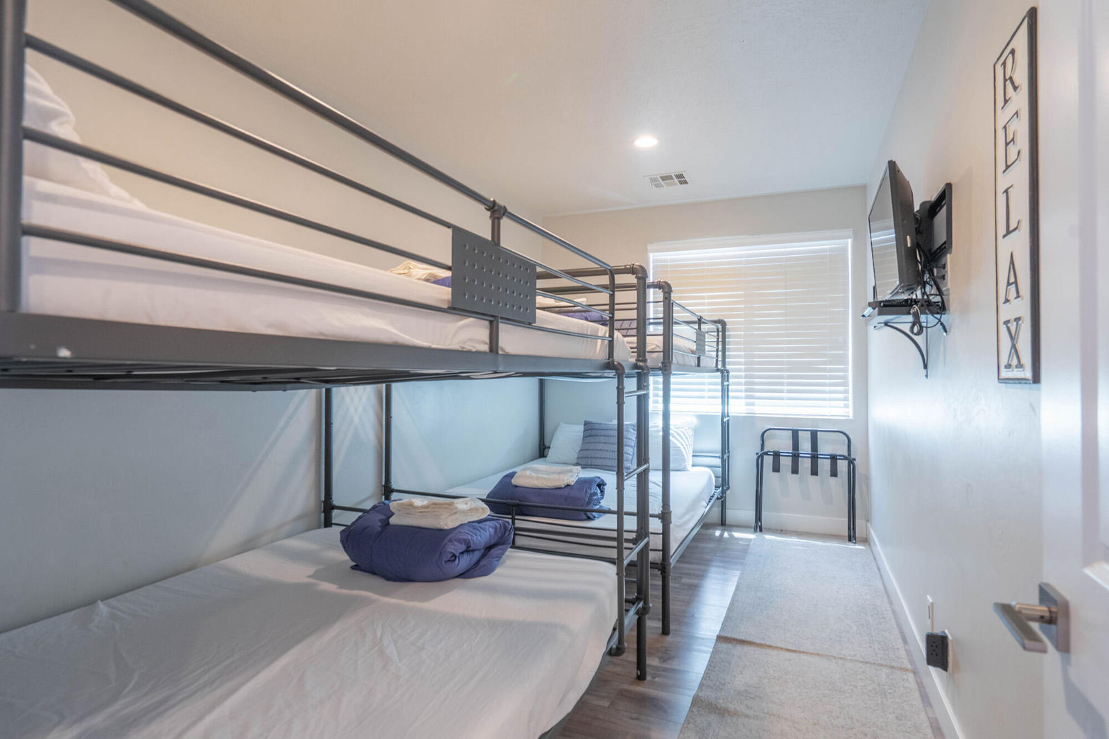 2322 N Park Center DR, 39, Washington, photo 94 of 138