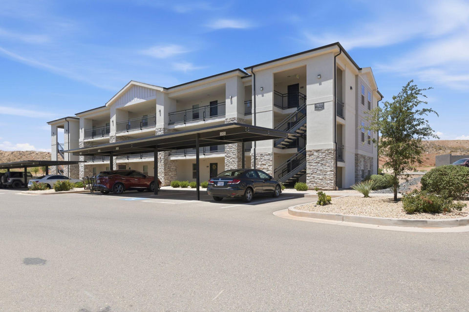 6230 Winding Way, #G203, Hurricane, photo 2