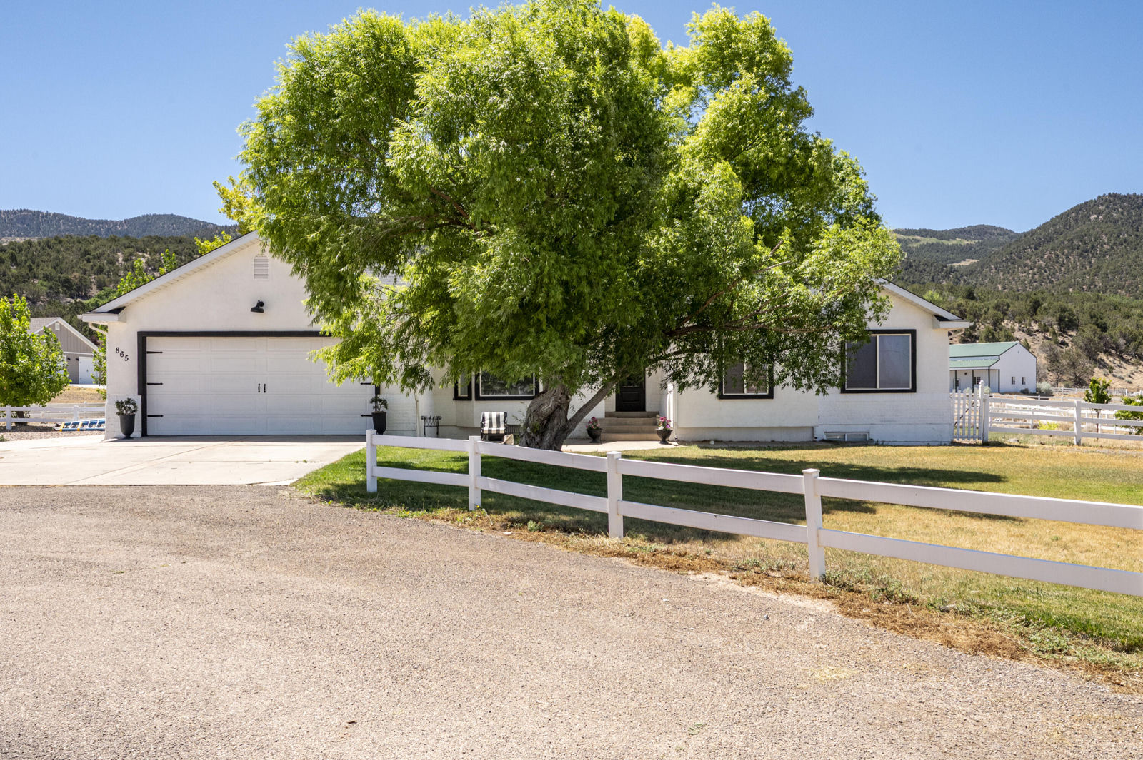 865 W Old Highway 91, Parowan, photo 3 of 75