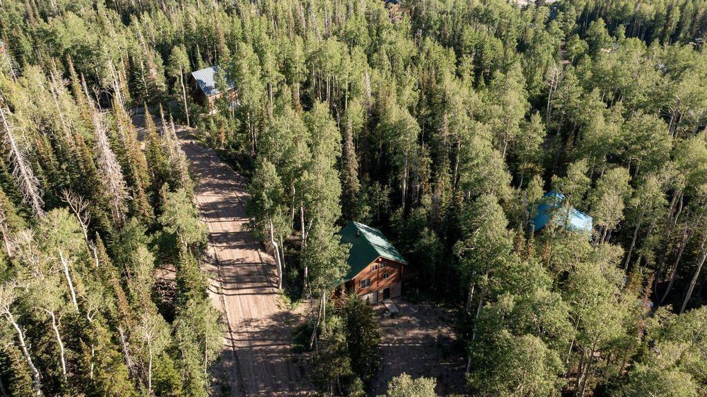 261 N Falcon, CBME unit C lot 34, Brian Head, photo 30 of 32
