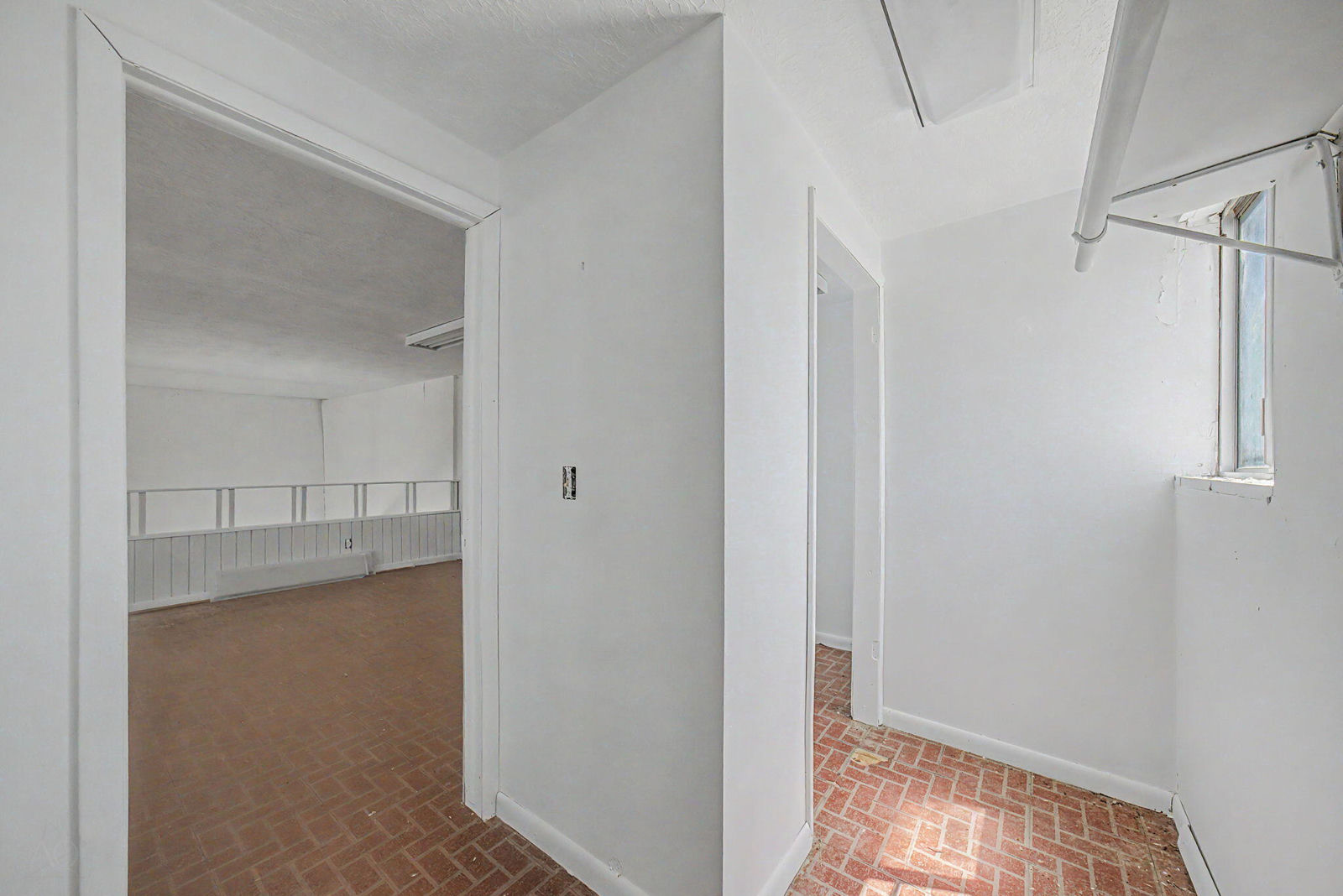 511 N Main ST, Tropic, photo 14 of 33