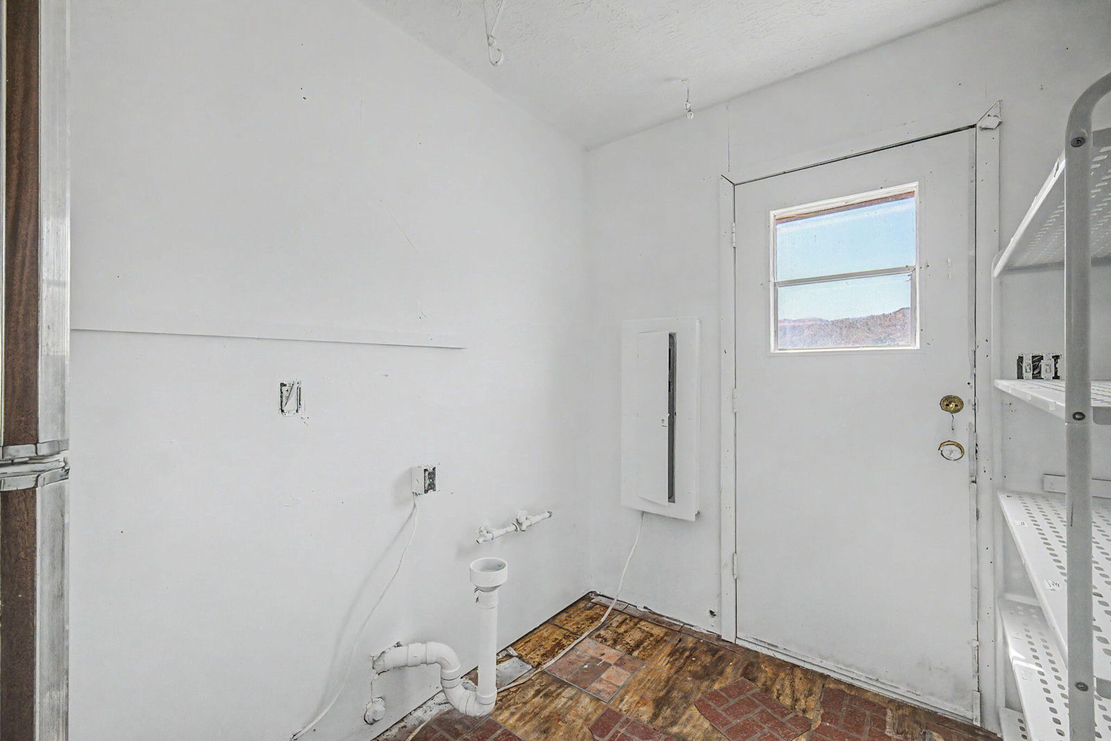 511 N Main ST, Tropic, photo 23 of 33