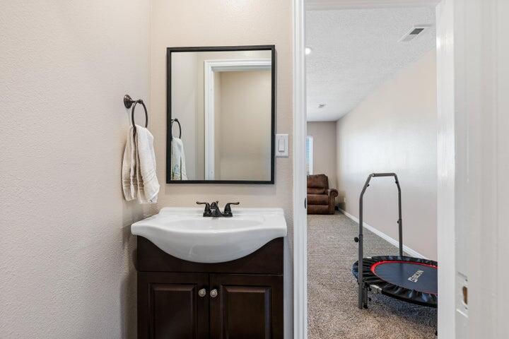 595 S 1200 E, Enterprise, photo 12 of 38