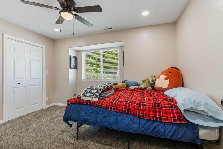595 S 1200 E, Enterprise, photo 15 of 38