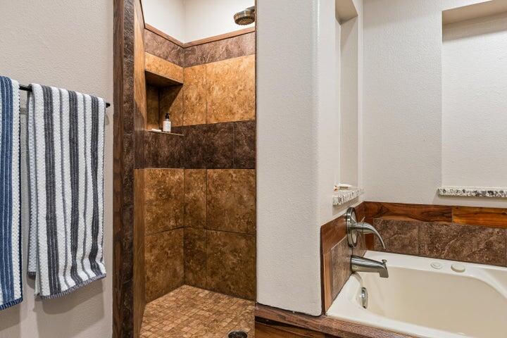 595 S 1200 E, Enterprise, photo 17 of 38