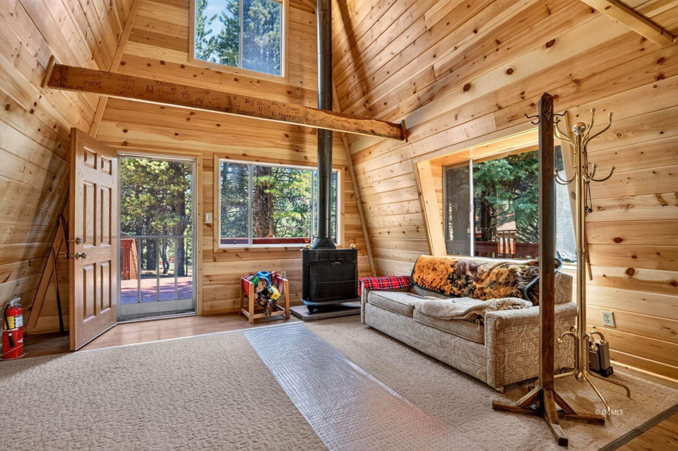 580 Arrowhead Trail, Duck Creek Village, photo 3