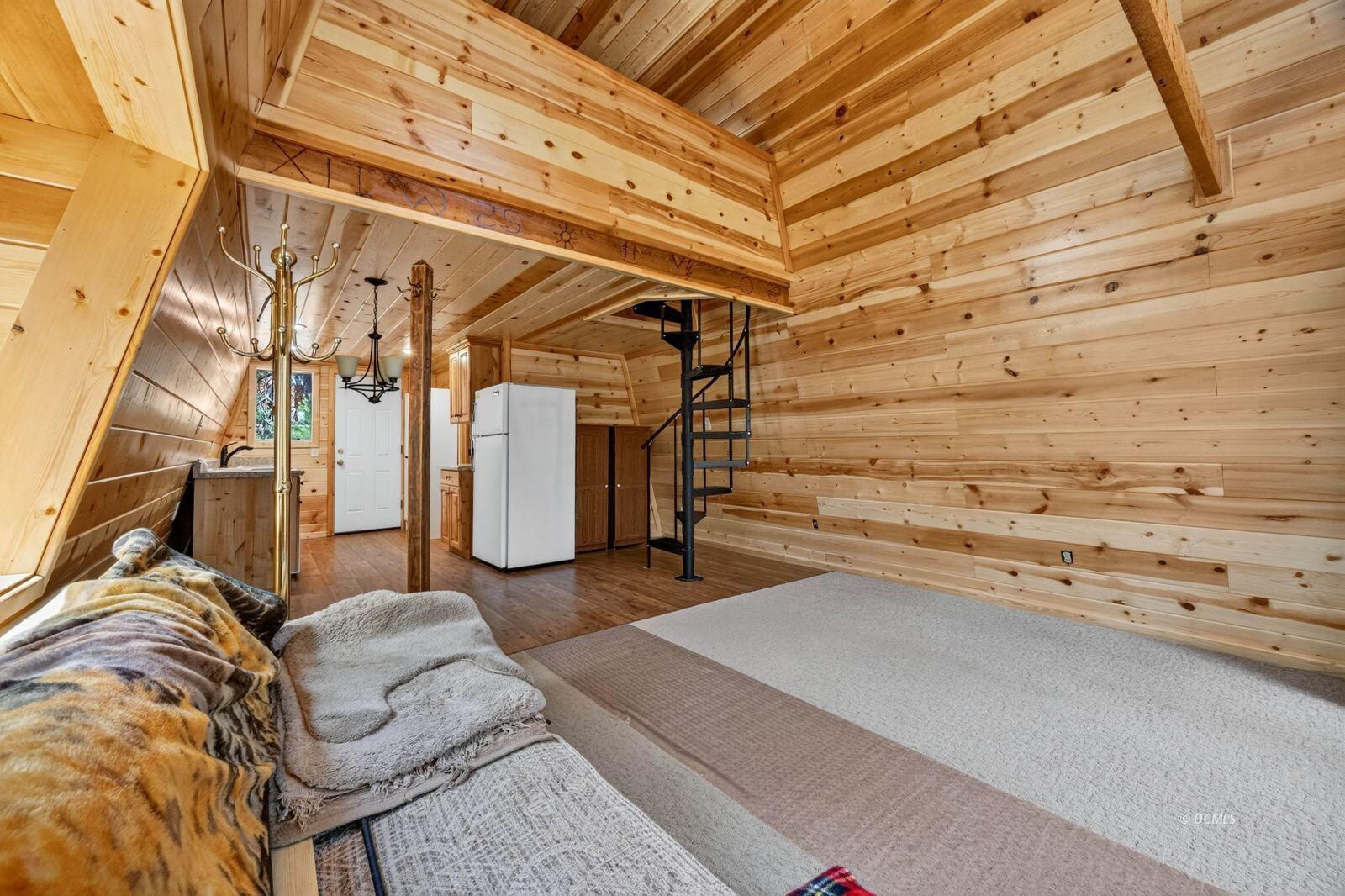 580 Arrowhead Trail, Duck Creek Village, photo 9 of 26