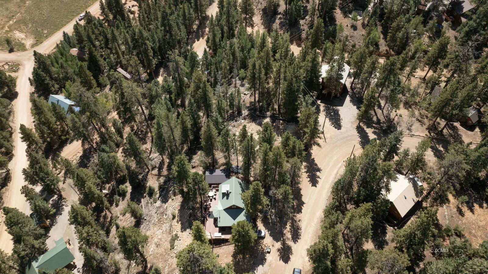 910 E Ridge DR, Duck Creek Village, photo 12 of 15