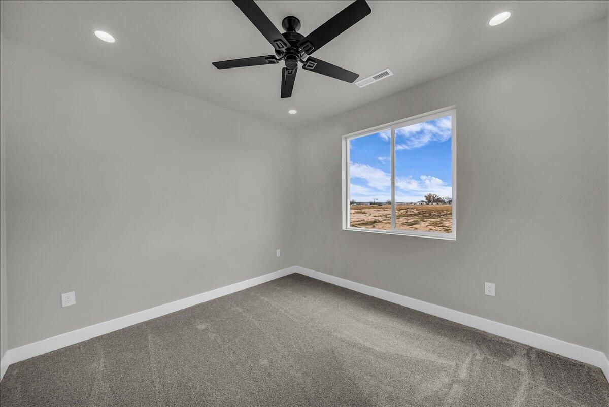 2433 N Locust Street, Cedar City, photo 10 of 16