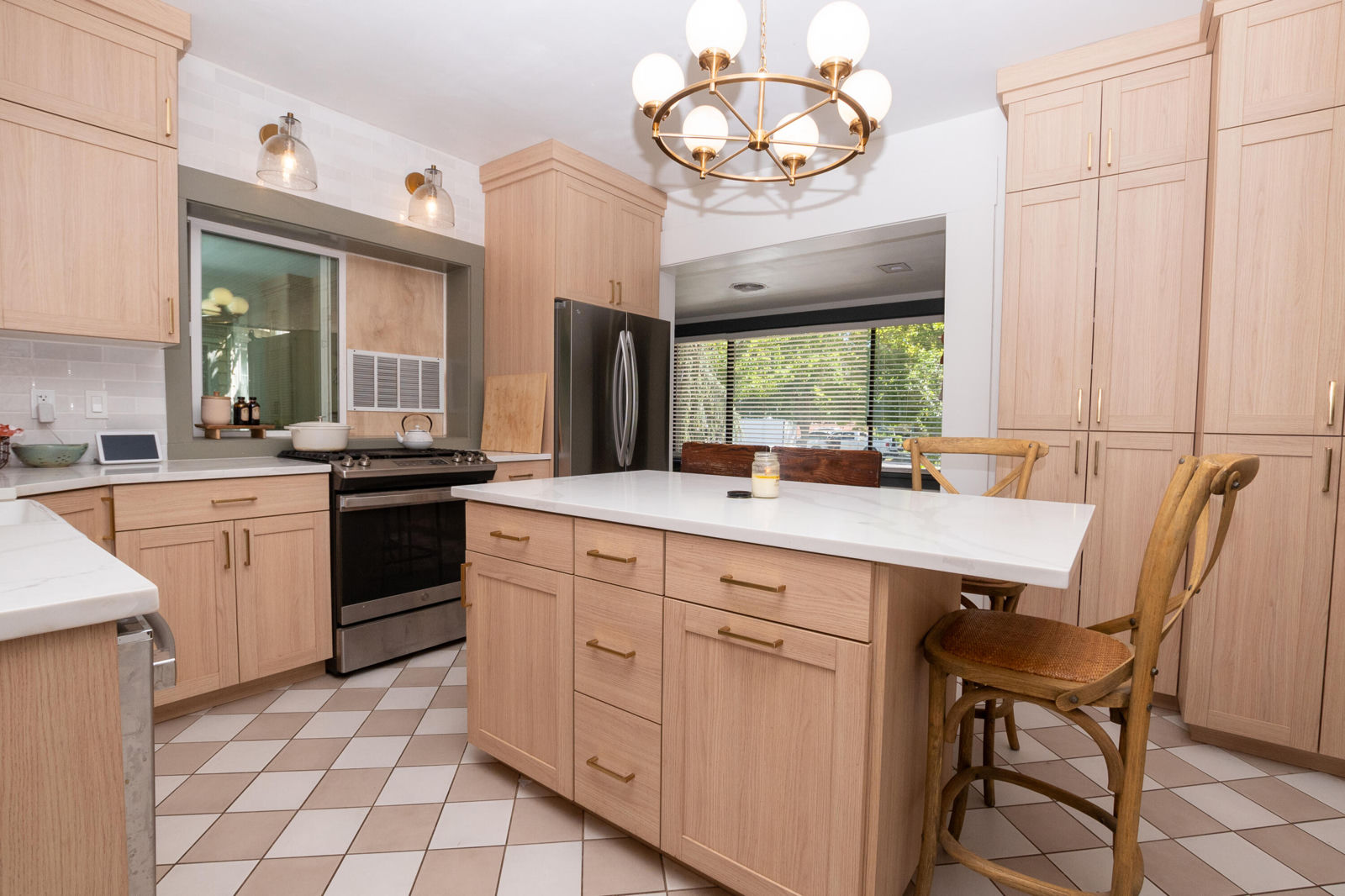 246 S 300 W, Cedar City, photo 7 of 58
