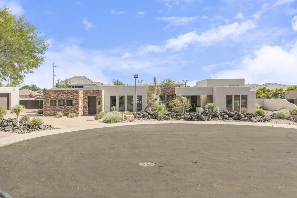 1 E Basalt CIR, Santa Clara