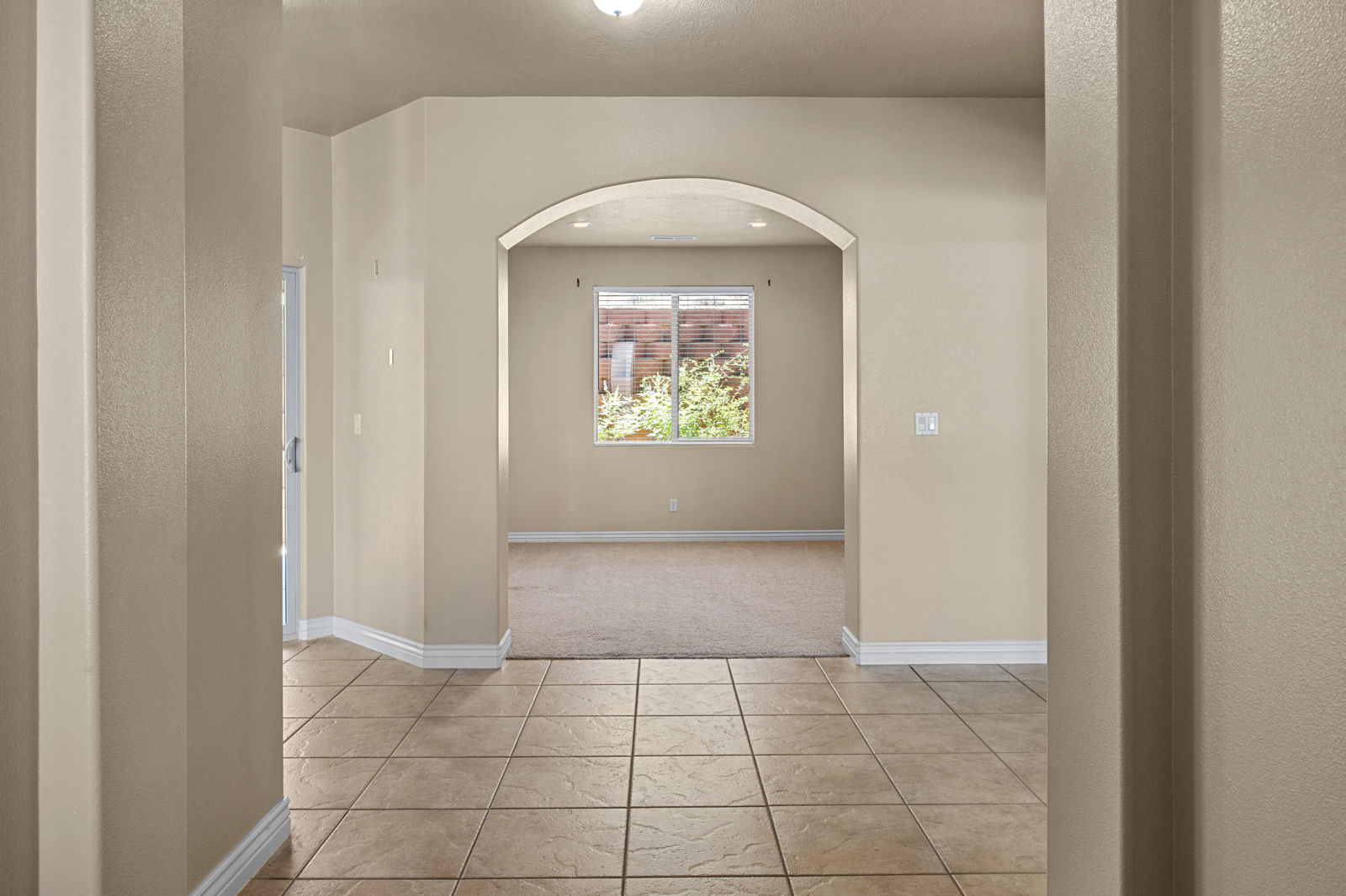 627 N Red Butte DR, Washington, photo 9 of 32