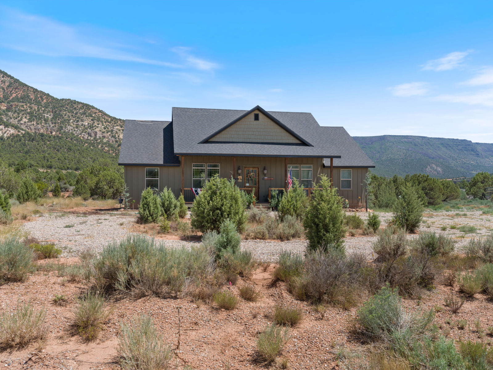 3014 E Badger Way, New Harmony, photo 1