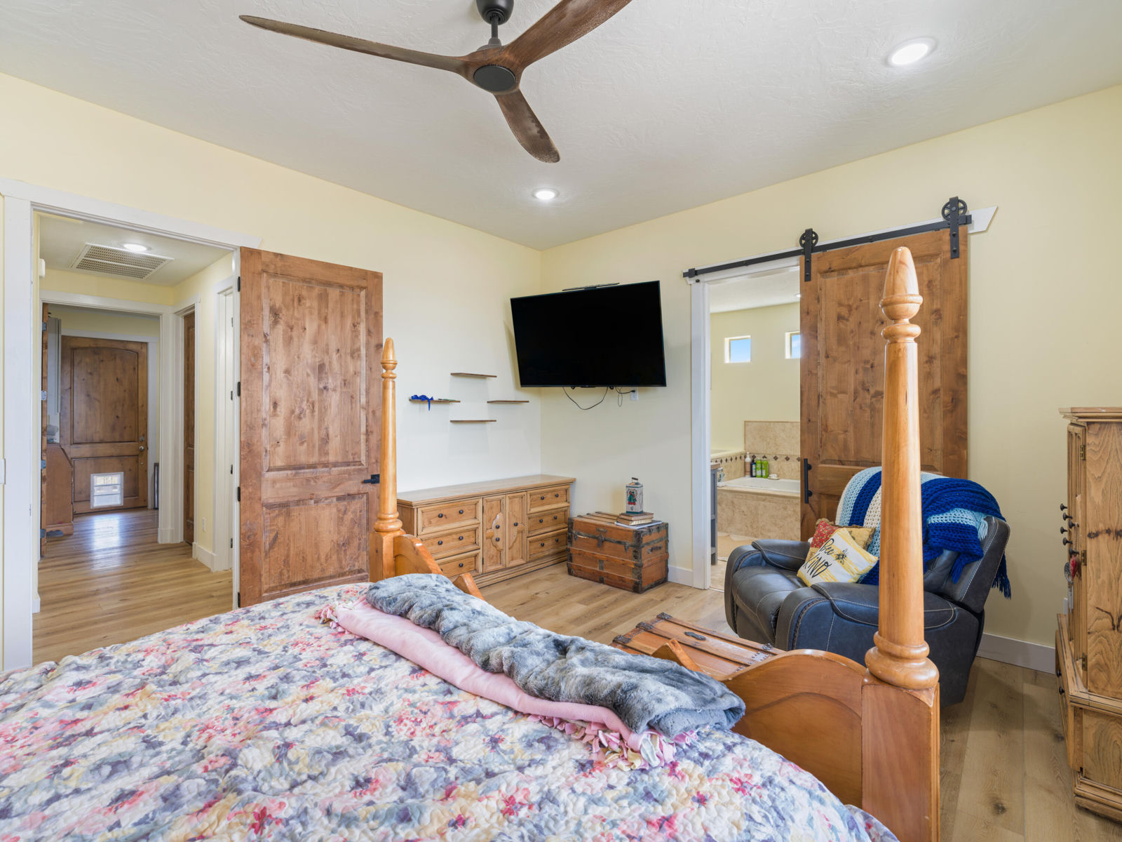 3014 E Badger Way, New Harmony, photo 20 of 38