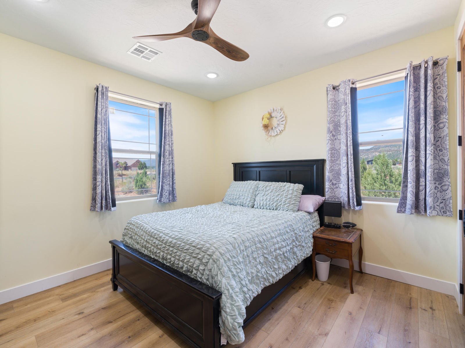 3014 E Badger Way, New Harmony, photo 28 of 38