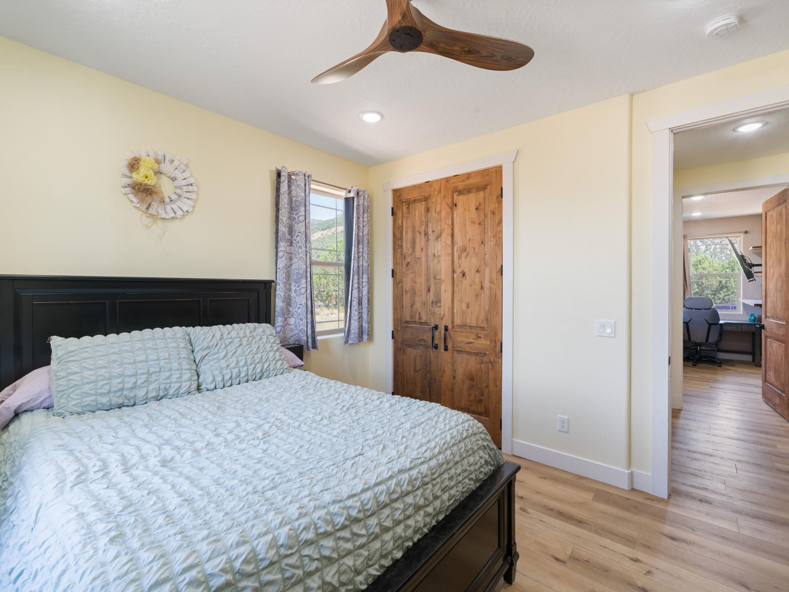 3014 E Badger Way, New Harmony, photo 29 of 38