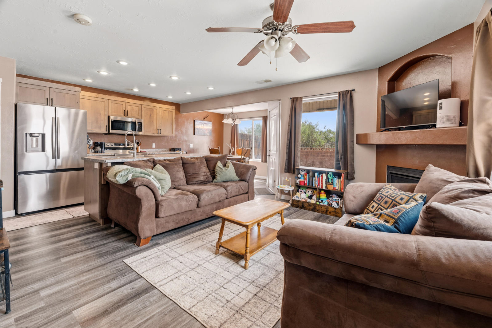2135 N 550 W, Cedar City, photo 4 of 27