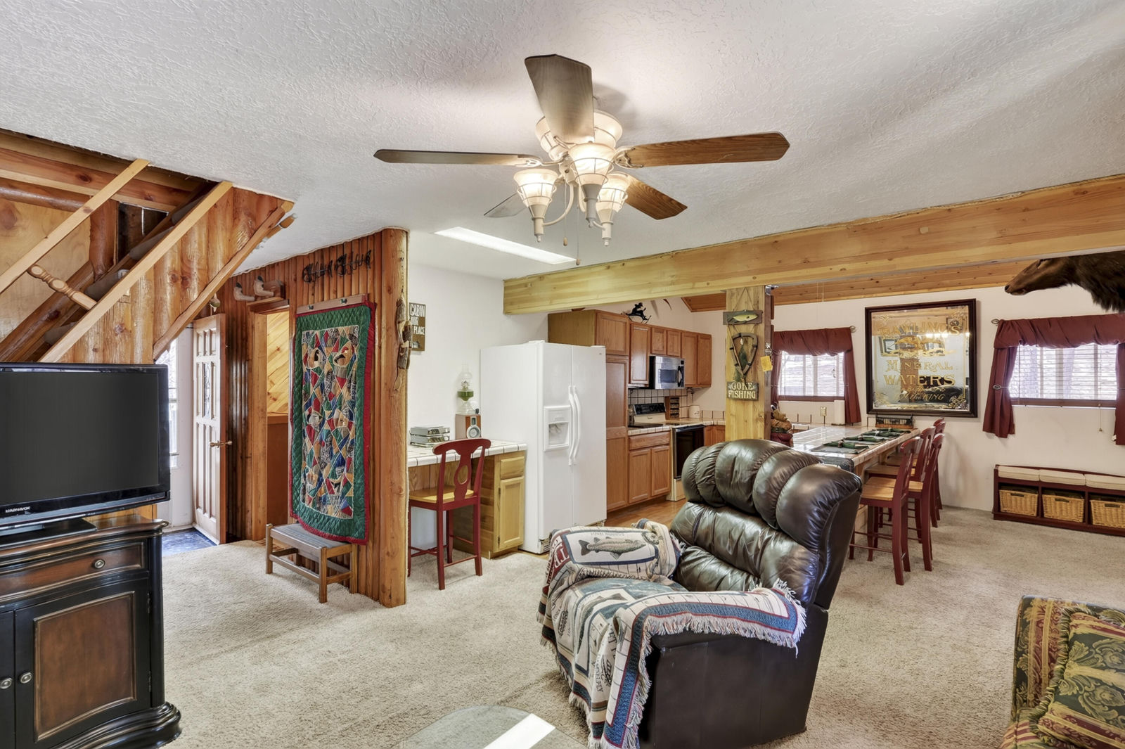 1205 N Piute DR, Duck Creek Village, photo 8 of 47