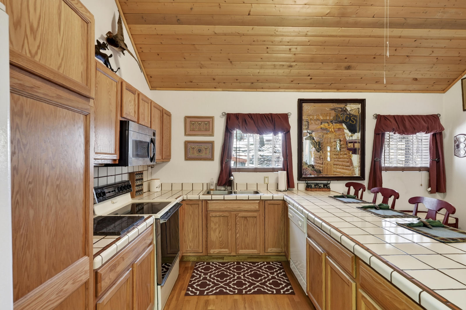 1205 N Piute DR, Duck Creek Village, photo 10 of 47