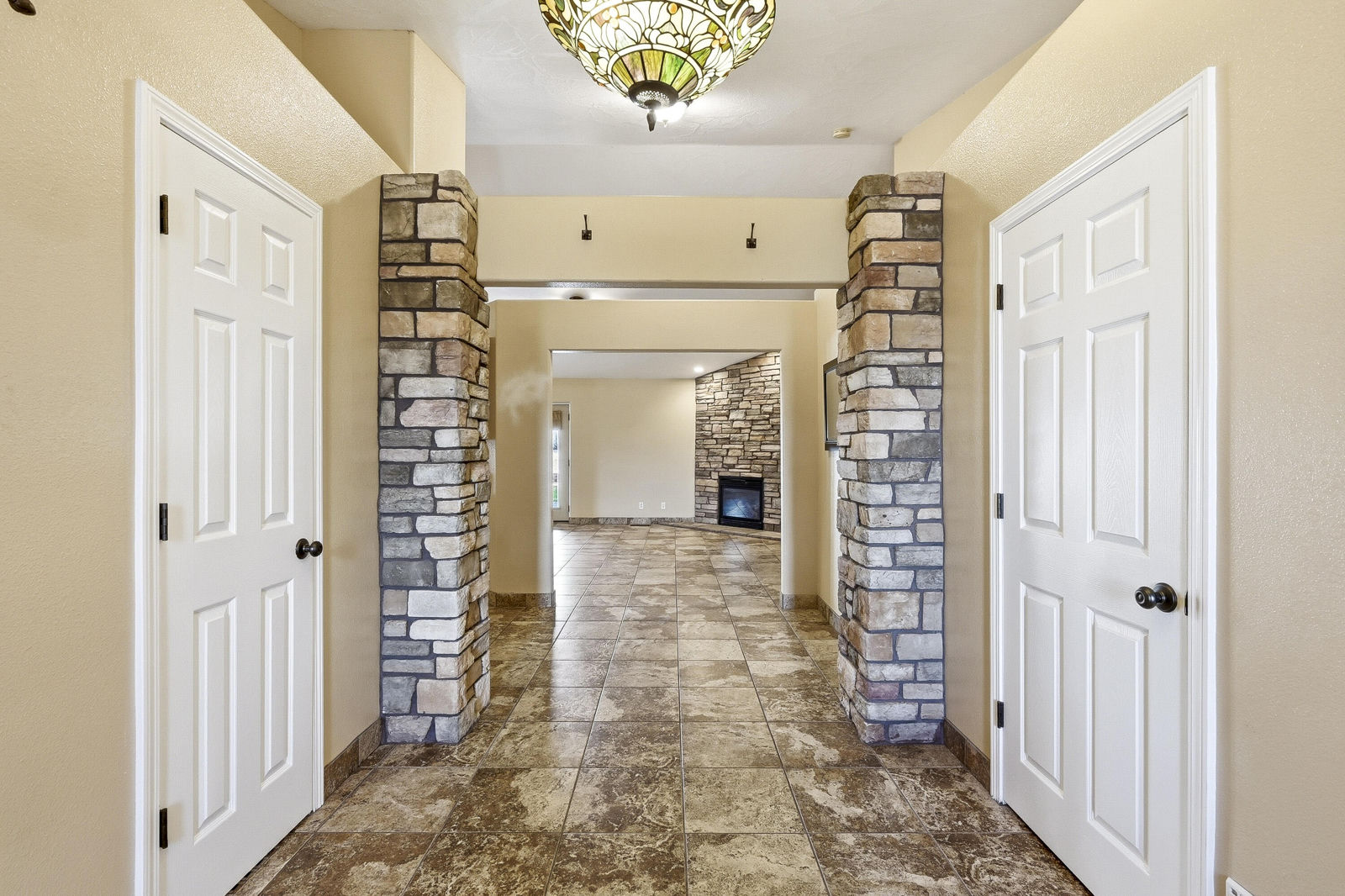 1013 S 4175 W, Cedar City, photo 6 of 62
